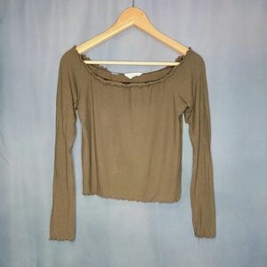 Women's Green Long Sleeve Lettuce Hem Crop Top